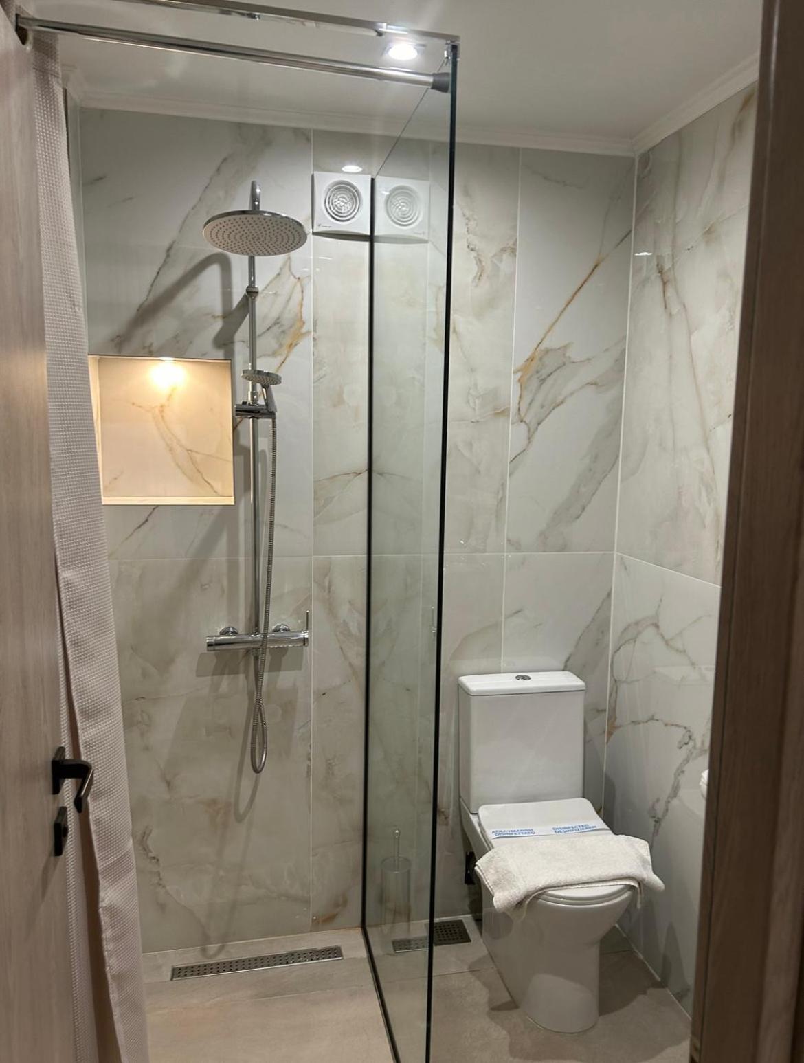 La Mer Luxury Apartments Jeriszósz Kültér fotó
